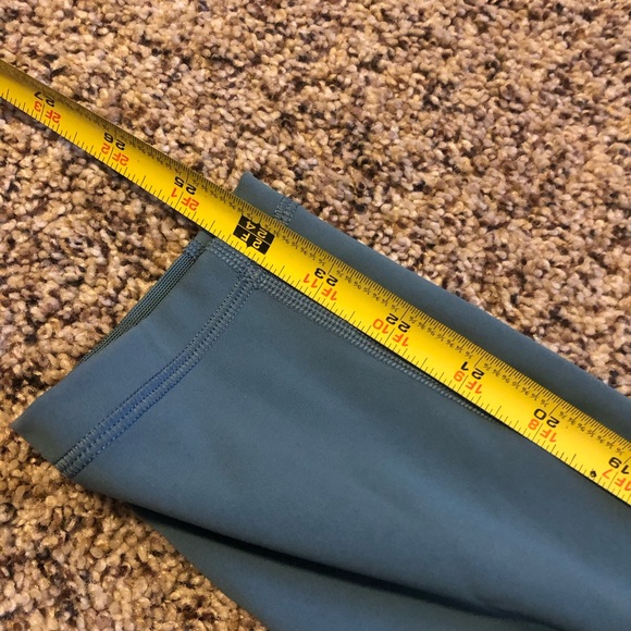 Lululemon leggings - Picture 3 of 6